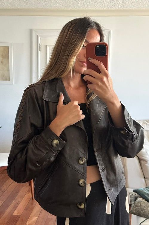 New Bomber Crop cuero chocolate