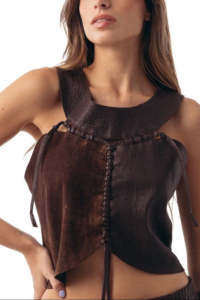 Top Roll en cuero chocolate