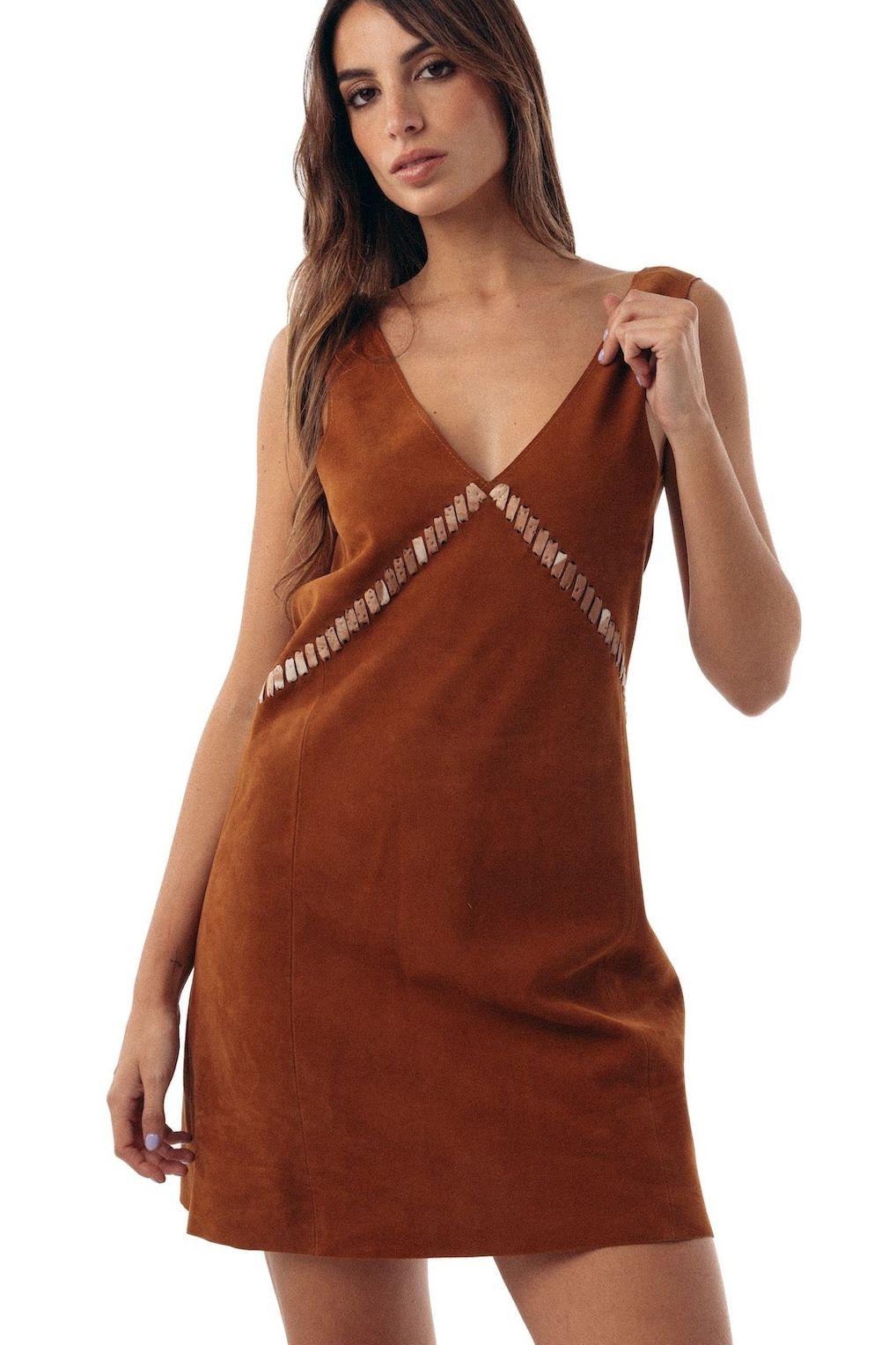 Vestido Formas de gamuza camel, Bowa Uruguay