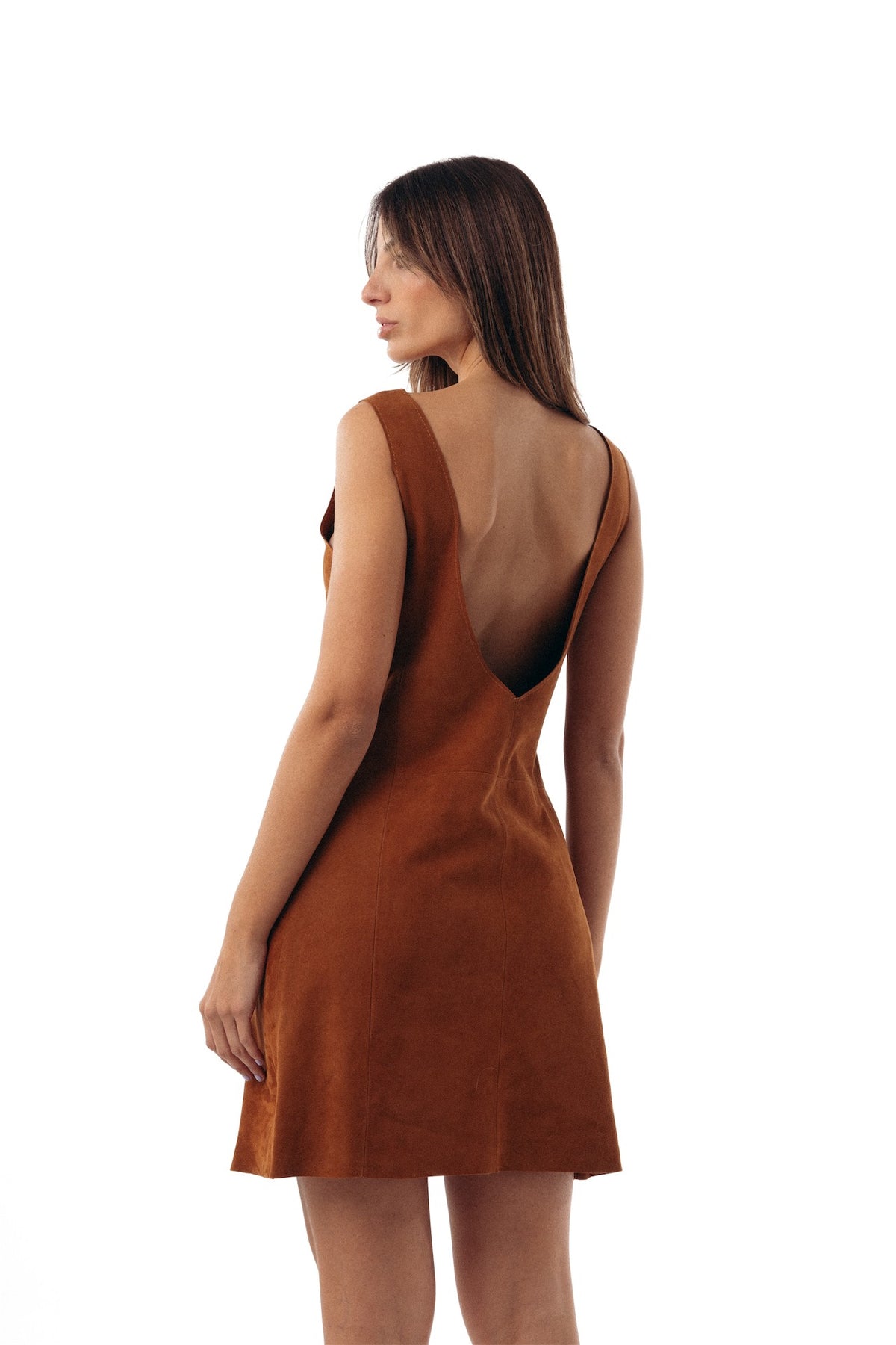 Vestido de gamuza minimalista, Bowa