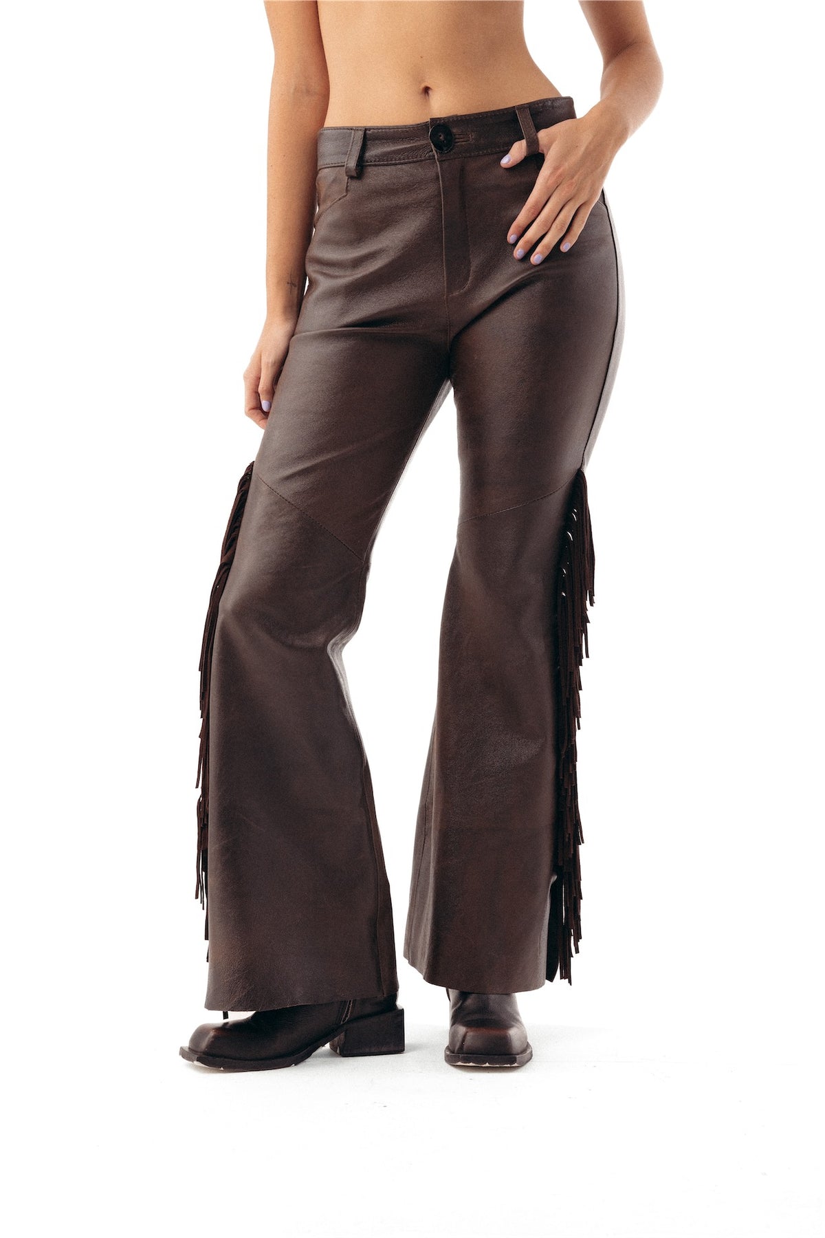 Pantalon Kao Flecos cuero chocolate