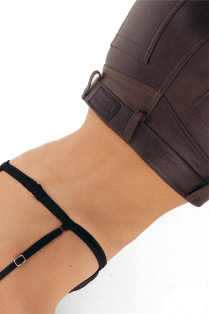 Pantalon Kao Flecos cuero chocolate