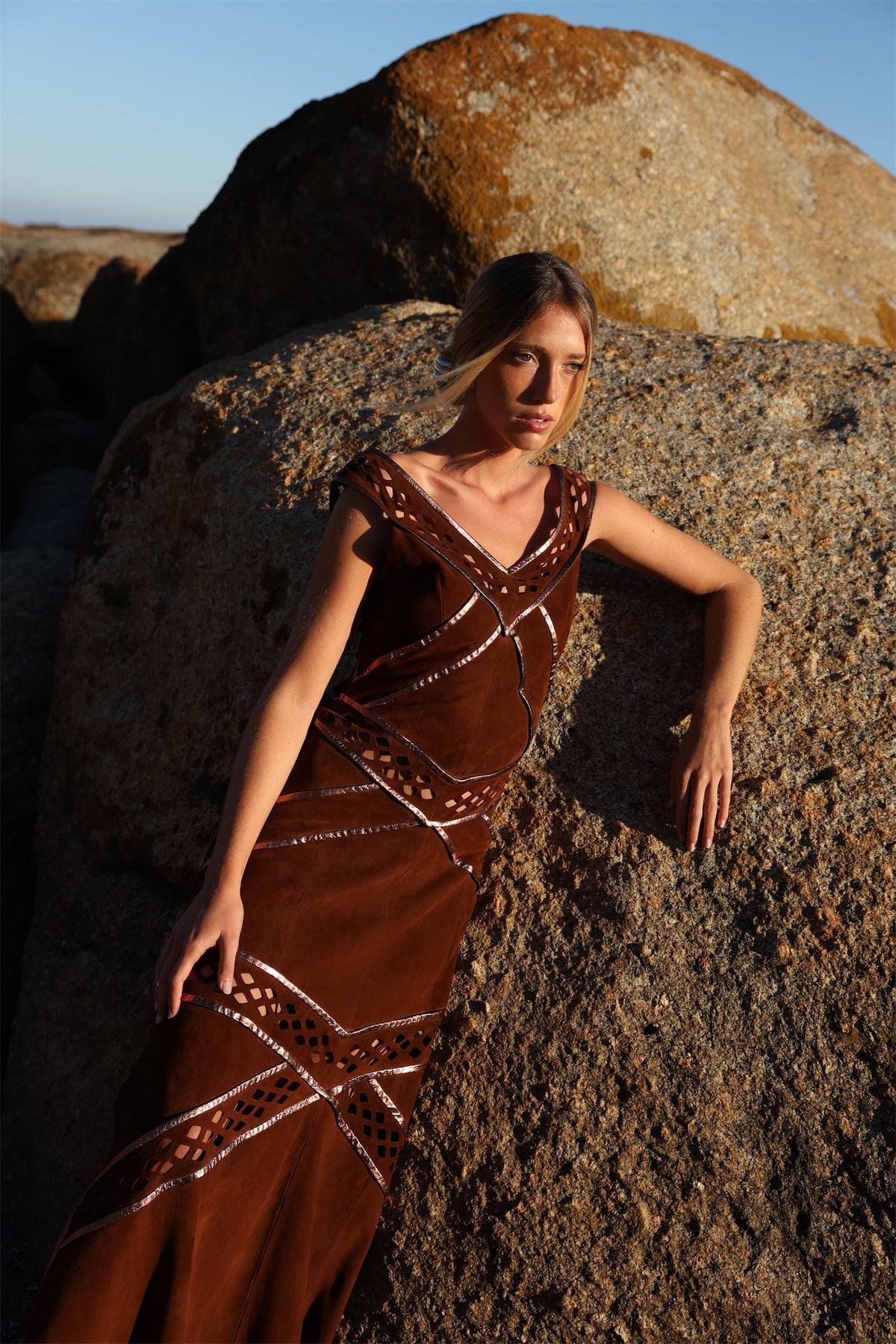 Vestido de gamuza hecho en Uruguay