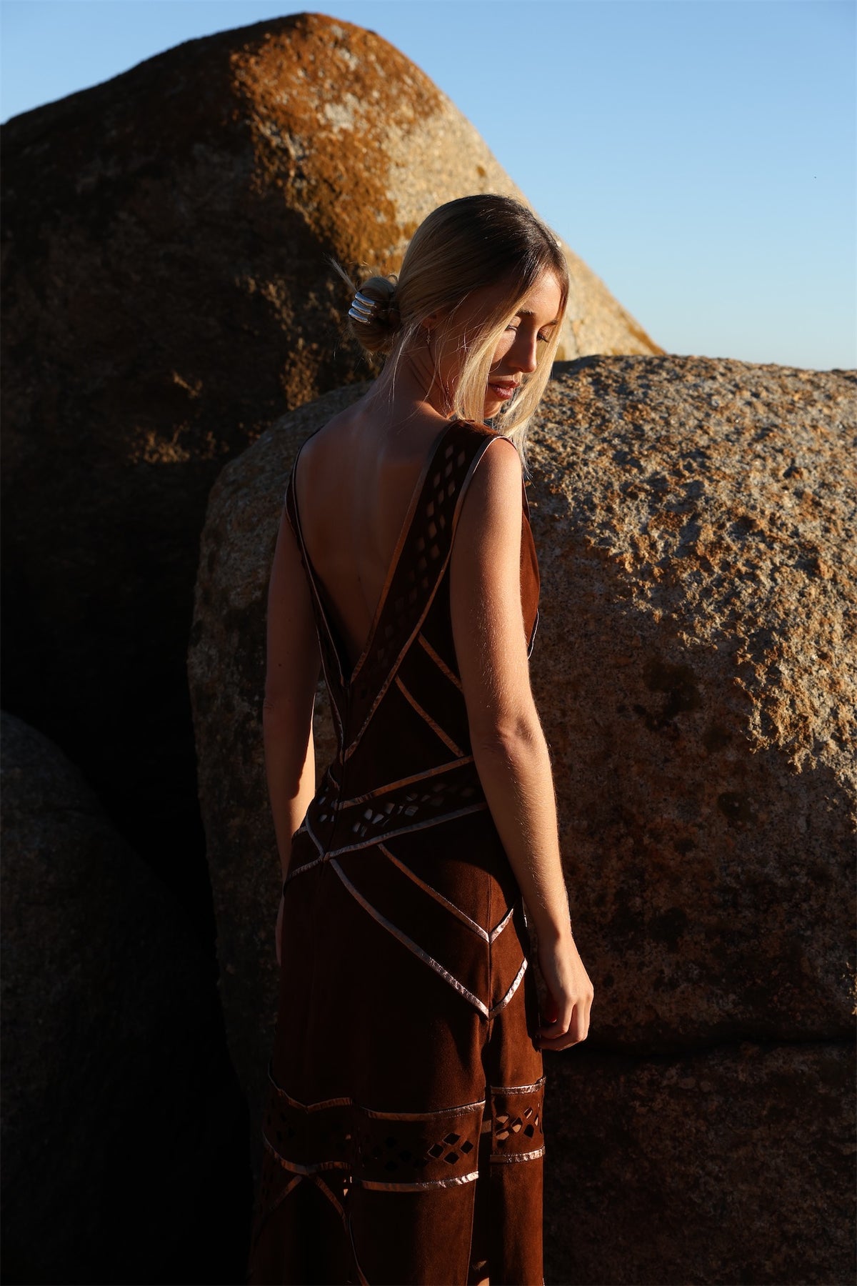 Vestido de gamuza cognac para mujer