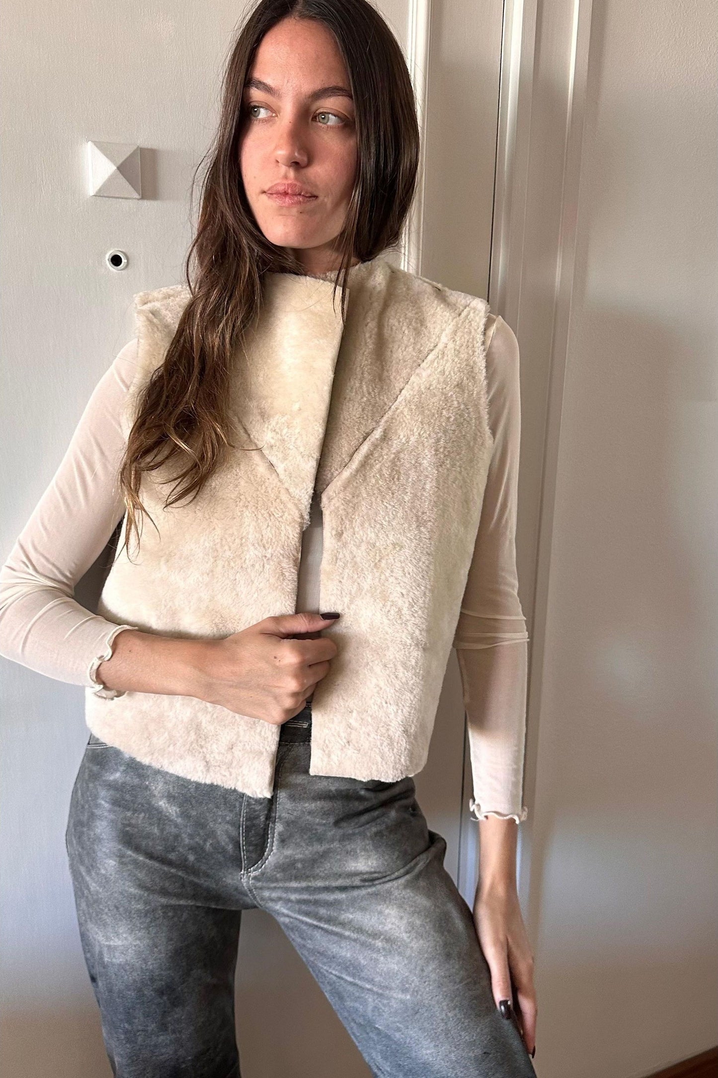 Chaleco Zun corderito chocolate