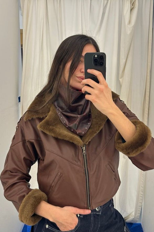 Bomber crop de cuero y napalán marrón, Bowa Uruguay