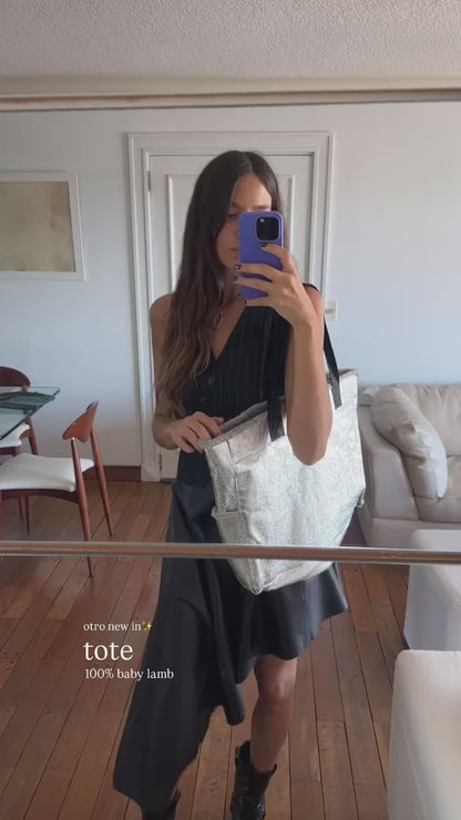 Tote cuero plata
